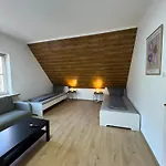 Monteurhaus In *